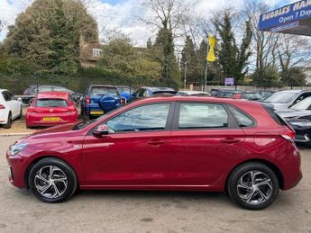 HYUNDAI I30 1.0 T-GDi MHEV SE Connect Hatchback 5dr Petrol Hybrid DCT Euro 6