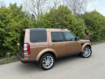 LAND ROVER DISCOVERY 4 3.0 SD V6 Landmark SUV 5dr Diesel Auto 4WD Euro 6 (s/s) (256 bhp