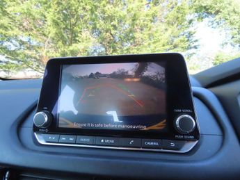 NISSAN QASHQAI 1.3 DIG-T MHEV Acenta Premium XTRON Euro 6 (s/s) 5dr