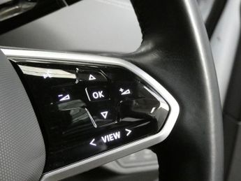 VOLKSWAGEN ID.5 Pro 77kWh Style SUV 5dr Electric Auto (174 ps)