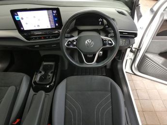 VOLKSWAGEN ID.5 Pro 77kWh Style SUV 5dr Electric Auto (174 ps)