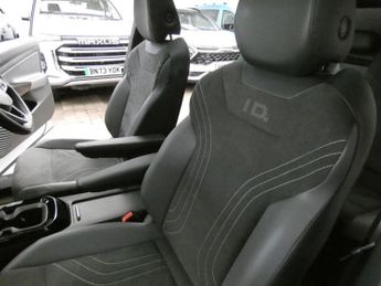 VOLKSWAGEN ID.5 Pro 77kWh Style SUV 5dr Electric Auto (174 ps)