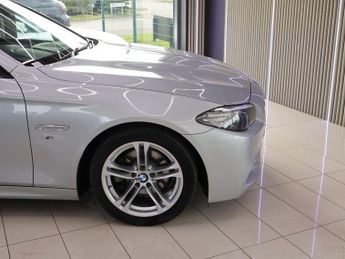BMW 5 SERIES 2.0 520d M Sport Saloon 4dr Diesel Auto Euro 6 (s/s) (190 ps)