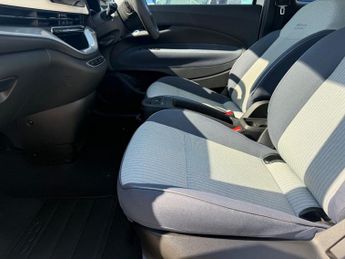 FIAT 500E 42kWh Icon Hatchback 3dr Electric Auto 