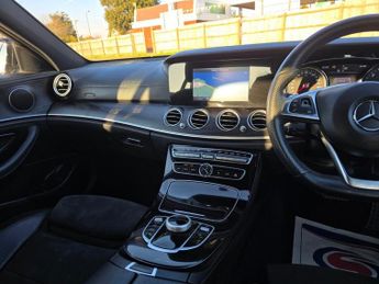 MERCEDES-BENZ E CLASS 2.0 E220d AMG Line Saloon 4dr Diesel G-Tronic+ Euro 6 (s/s) (194