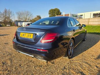 MERCEDES-BENZ E CLASS 2.0 E220d AMG Line Saloon 4dr Diesel G-Tronic+ Euro 6 (s/s) (194