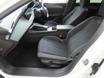 PEUGEOT 308 1.5 BlueHDi Active Premium Hatchback 5dr Diesel EAT Euro 6 (s/s)