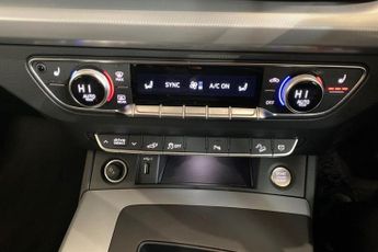 AUDI Q5 2.0 TFSIe 50 Sport Sportback 5dr Petrol Plug-in Hybrid S Tronic 