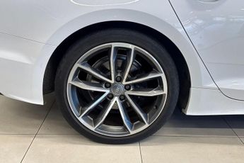 AUDI A5 2.0 TFSI 35 S line Sportback 5dr Petrol S Tronic Euro 6 (s/s) (1