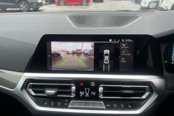 BMW 4 SERIES 2.0 420i M Sport Pro Edition Coupe 2dr Petrol Auto Euro 6 (s/s) 