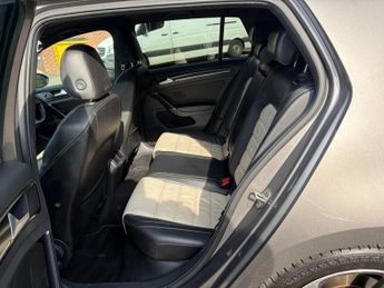 VOLKSWAGEN GOLF 2.0 TSI BlueMotion Tech R Hatchback 5dr Petrol DSG 4Motion Euro 