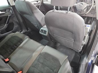 VOLKSWAGEN GOLF 2.0 TDI BlueMotion Tech GT Estate 5dr Diesel DSG Euro 6 (s/s) (1