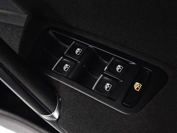 VOLKSWAGEN GOLF 2.0 TDI BlueMotion Tech GT Estate 5dr Diesel DSG Euro 6 (s/s) (1