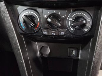 SUZUKI SWIFT 1.2 SZ3 Hatchback 5dr Petrol Manual Euro 5 (94 ps)