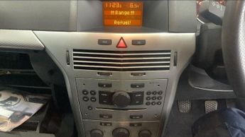 VAUXHALL ASTRA 1.8 VVT 16v SRi Sport Hatch 3dr Petrol Manual (172 g/km, 138 bhp