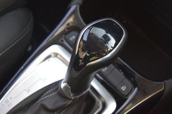 VAUXHALL CROSSLAND 1.2 Turbo Ultimate SUV 5dr Petrol Auto Euro 6 (s/s) (130 ps)