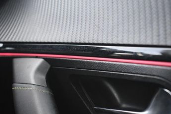 PEUGEOT 2008 1.2 PureTech GT Premium SUV 5dr Petrol EAT Euro 6 (s/s) (130 ps)