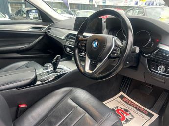 BMW 5 SERIES 2.0 520d SE Saloon 4dr Diesel Auto xDrive Euro 6 (s/s) (190 ps)