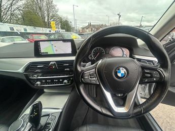 BMW 5 SERIES 2.0 520d SE Saloon 4dr Diesel Auto xDrive Euro 6 (s/s) (190 ps)