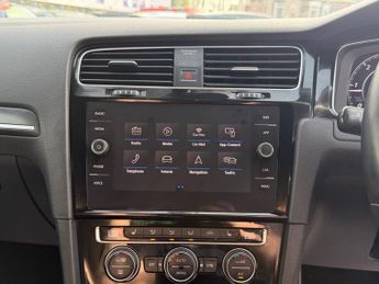 VOLKSWAGEN GOLF 2.0 TDI GTD Hatchback 5dr Diesel DSG Euro 6 (s/s) (184 ps)