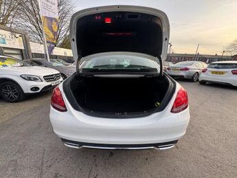MERCEDES-BENZ C-CLASS 2.1 C220d Sport (Premium Plus) Saloon 4dr Diesel 7G-Tronic+ Euro