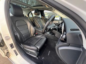 MERCEDES-BENZ C-CLASS 2.1 C220d Sport (Premium Plus) Saloon 4dr Diesel 7G-Tronic+ Euro