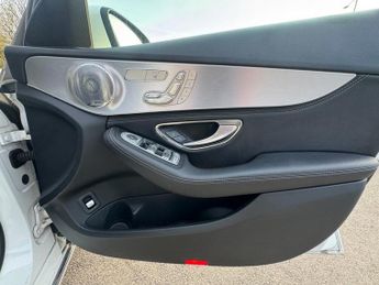 MERCEDES-BENZ C-CLASS 2.1 C220d Sport (Premium Plus) Saloon 4dr Diesel 7G-Tronic+ Euro