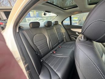 MERCEDES-BENZ C-CLASS 2.1 C220d Sport (Premium Plus) Saloon 4dr Diesel 7G-Tronic+ Euro