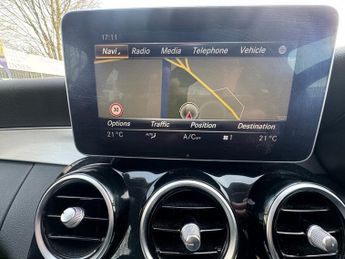 MERCEDES-BENZ C-CLASS 2.1 C220d Sport (Premium Plus) Saloon 4dr Diesel 7G-Tronic+ Euro