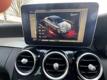 MERCEDES-BENZ C-CLASS 2.1 C220d Sport (Premium Plus) Saloon 4dr Diesel 7G-Tronic+ Euro