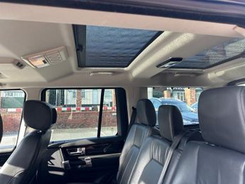 LAND ROVER DISCOVERY 4 3.0 SD V6 Landmark SUV 5dr Diesel Auto 4WD Euro 6 (s/s) (256 bhp