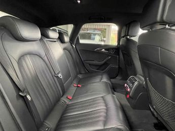 AUDI A6 AVANT 2.0 TDI Black Edition Estate 5dr Diesel S Tronic quattro Euro 6 