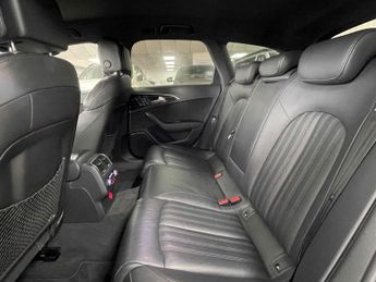 AUDI A6 AVANT 2.0 TDI Black Edition Estate 5dr Diesel S Tronic quattro Euro 6 