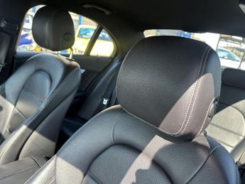 MERCEDES-BENZ C-CLASS 2.1 C250 BlueTEC AMG Line Saloon 4dr Diesel G-Tronic+ Euro 6 (s/