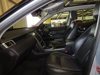 LAND ROVER DISCOVERY SPORT 2.0 TD4 HSE Dynamic Lux SUV 5dr Diesel Auto 4WD Euro 6 (s/s) (18