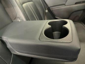 KIA SPORTAGE 2.0 CRDi KX-3 SUV 5dr Diesel Auto AWD Euro 5 (134 bhp)