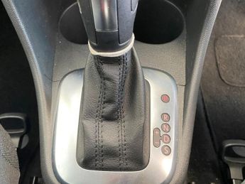 VOLKSWAGEN POLO 1.4 Match Edition Hatchback 5dr Petrol DSG Euro 5 (85 ps)