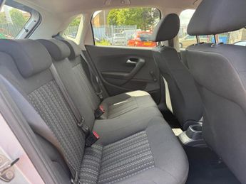 VOLKSWAGEN POLO 1.4 TDI BlueMotion Trendline - LHD