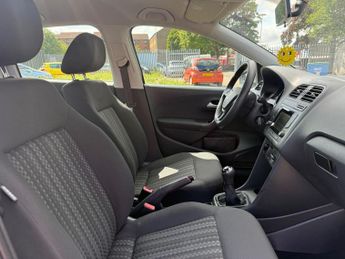 VOLKSWAGEN POLO 1.4 TDI BlueMotion Trendline - LHD