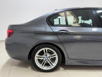 BMW 5 SERIES 2.0 520d M Sport Saloon 4dr Diesel Auto Euro 6 (s/s) (190 ps)