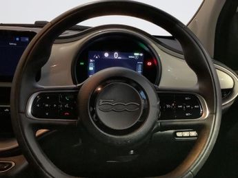 FIAT 500E 42kWh Icon Hatchback 3dr Electric Auto (118 ps)