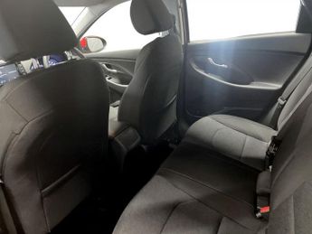 HYUNDAI I30 1.0 T-GDi MHEV SE Connect Hatchback 5dr Petrol Hybrid DCT Euro 6