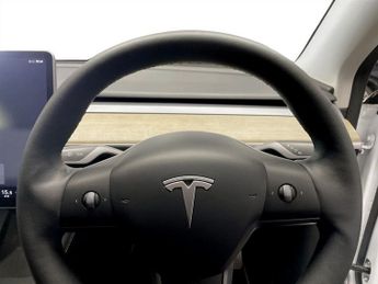 TESLA MODEL Y (Dual Motor) Long Range SUV 5dr Electric Auto 4WDE (384 bhp)