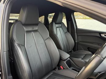 AUDI Q4 E-TRON 50 Black Edition Sportback 5dr Electric Auto quattro 82kWh (299 