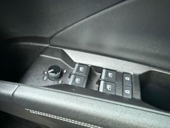 AUDI Q4 E-TRON 50 Black Edition Sportback 5dr Electric Auto quattro 82kWh (299 