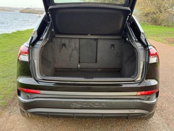 AUDI Q4 E-TRON 50 Black Edition Sportback 5dr Electric Auto quattro 82kWh (299 