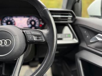 AUDI A3 1.0 TFSI 30 Technik Sportback 5dr Petrol S Tronic Euro 6 (s/s) (