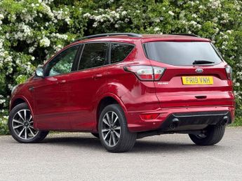 FORD KUGA 2.0 TDCi ST-Line SUV 5dr Diesel Powershift Euro 6 (120 ps)