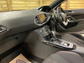 PEUGEOT 308 SW 1.6 BlueHDi GT Line Estate 5dr Diesel EAT Euro 6 (s/s) (120 ps)