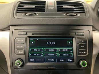 SKODA YETI 2.0 TDI SE Outdoor 5dr Diesel DSG 4WD Euro 5 (140 ps)